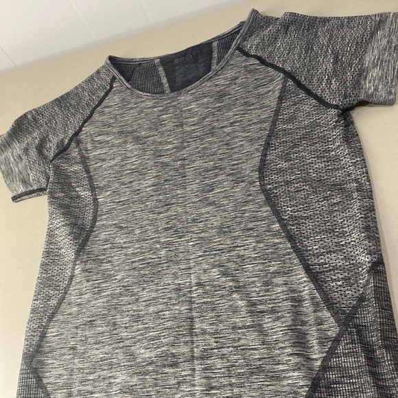 Zella Seamless Performance T-Shirt - Picture 4 of 8